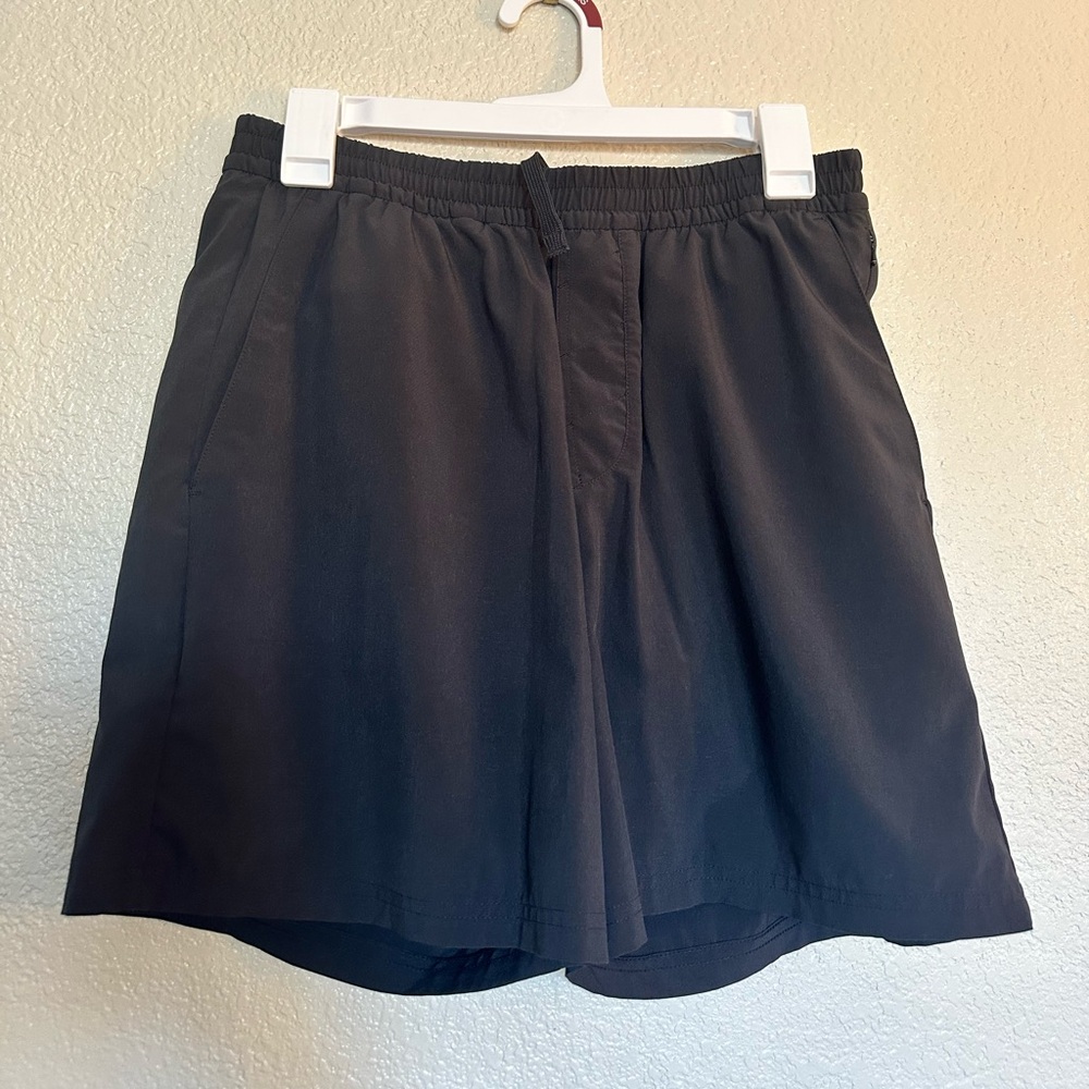 Outdoor Voices Men's Black Athletic Shorts